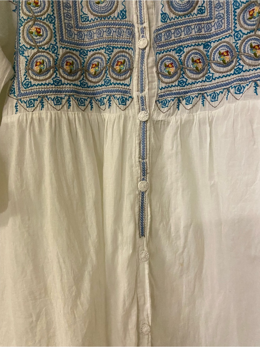 Biya Johnny Was Embroidered Tunic Top Medium White Blue Button Up Aztec Floral - Picture 6 of 11
